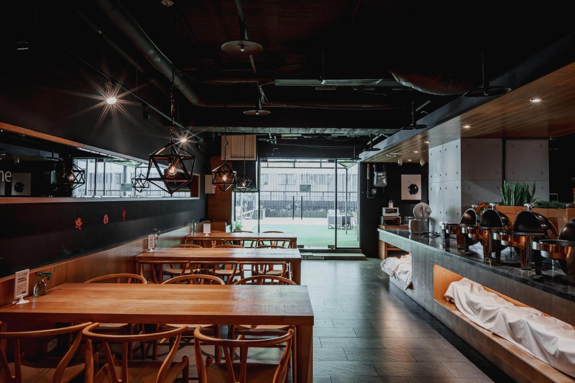 Hub Hotel - Kaohsiung Exterior foto